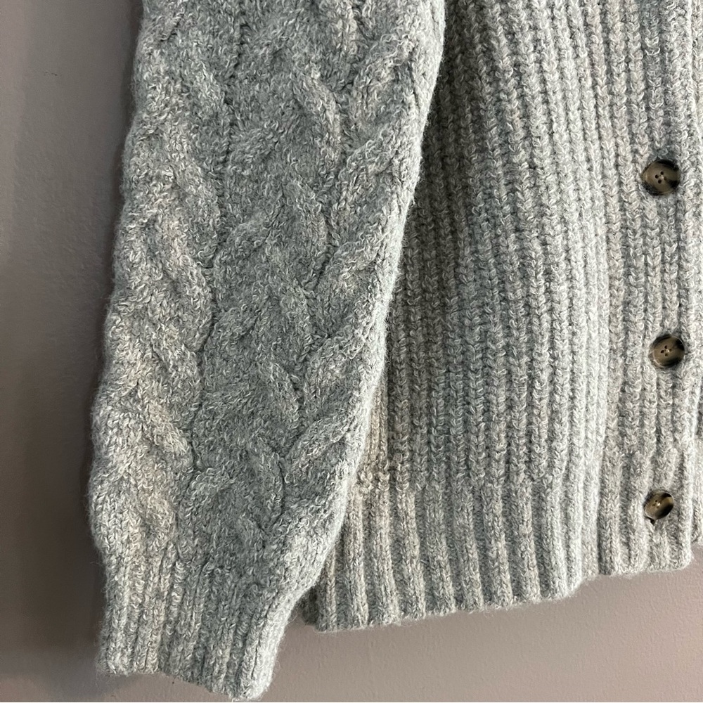 Lucky Brand Cable Knit Cardigan Sweater Wool Blend Chunky V-neck Pockets Gray M - Picture 5 of 16